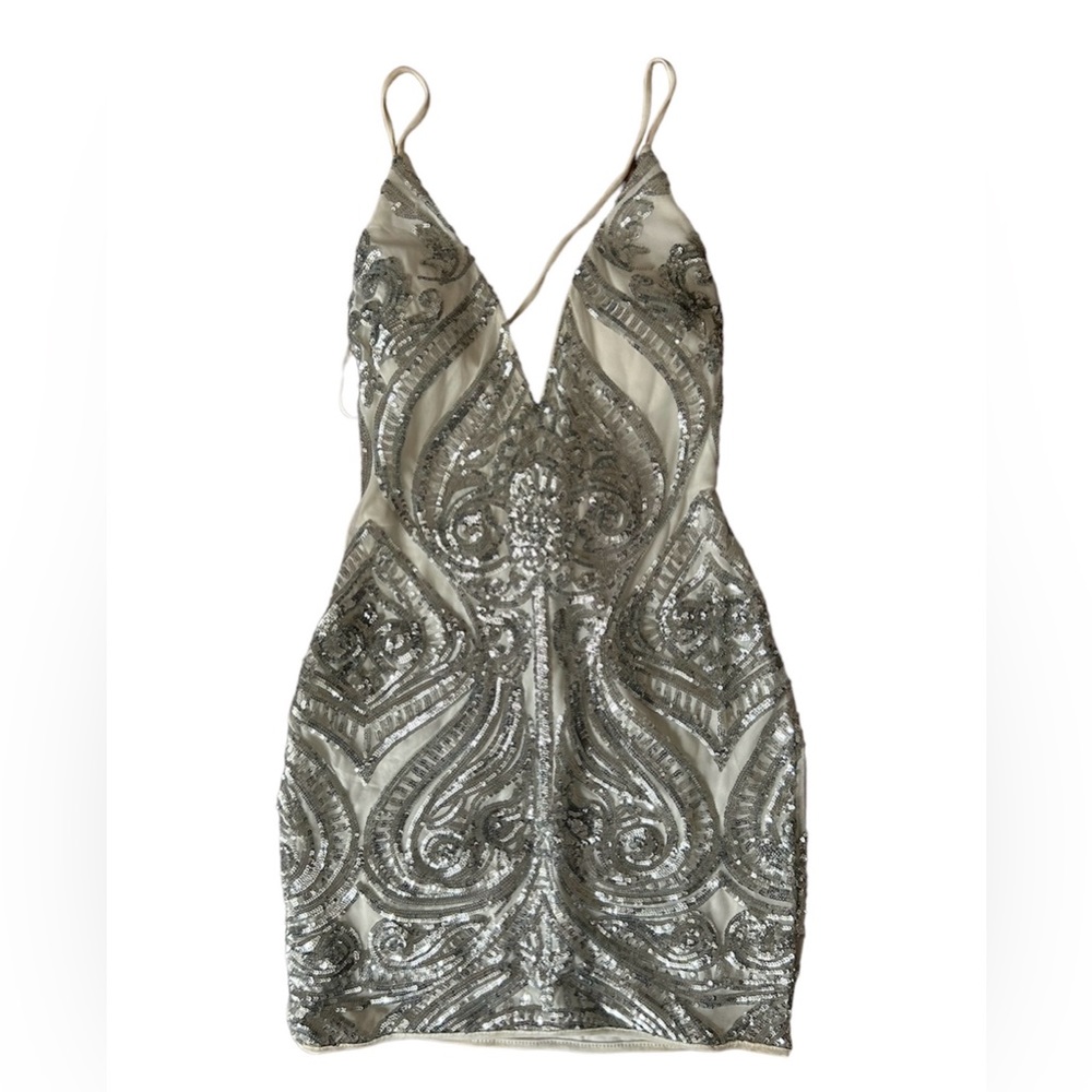 Windsor homecoming dress